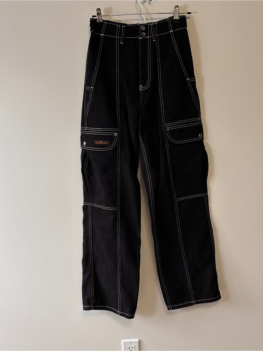 Urban Outfitters BDG Women’s Size 26 Black Cargo Pants slouchy Skater Baggy